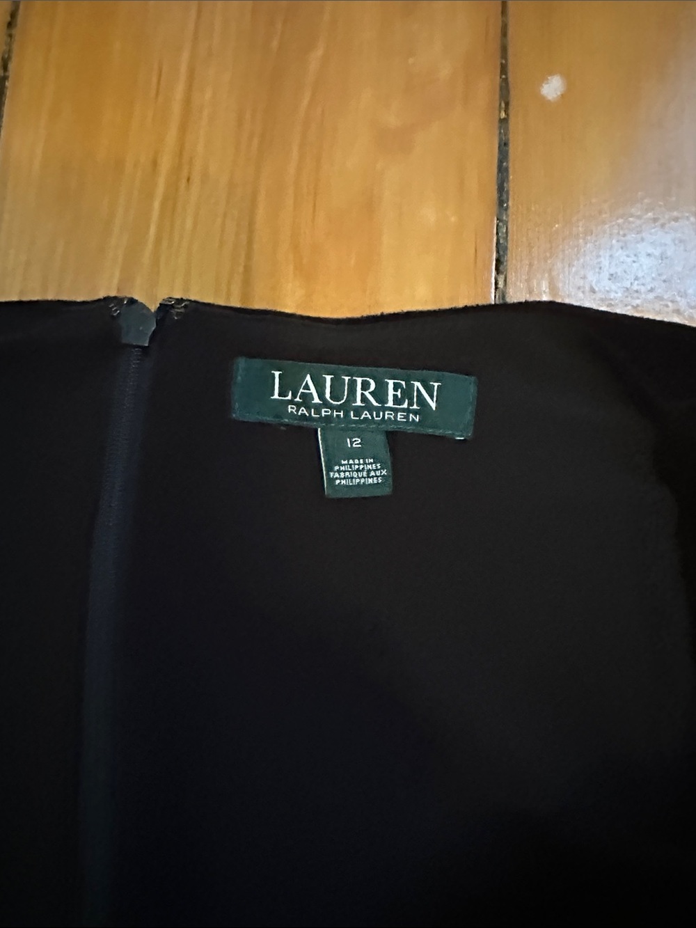 Ralph Lauren Black Long-Sleeve Mixed-Fabric V-Neck Dress - Picture 2 of 4